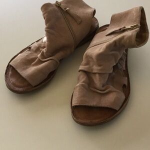 Miz Mooz Tan Sandals Stylish and Comfortable Footwear